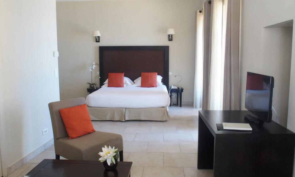 Perla Rossa Hotell LʼÎle-Rousse Exteriör bild